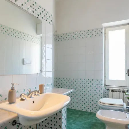 Corso Vittorio Private - Vesuvio View Apartment Naples